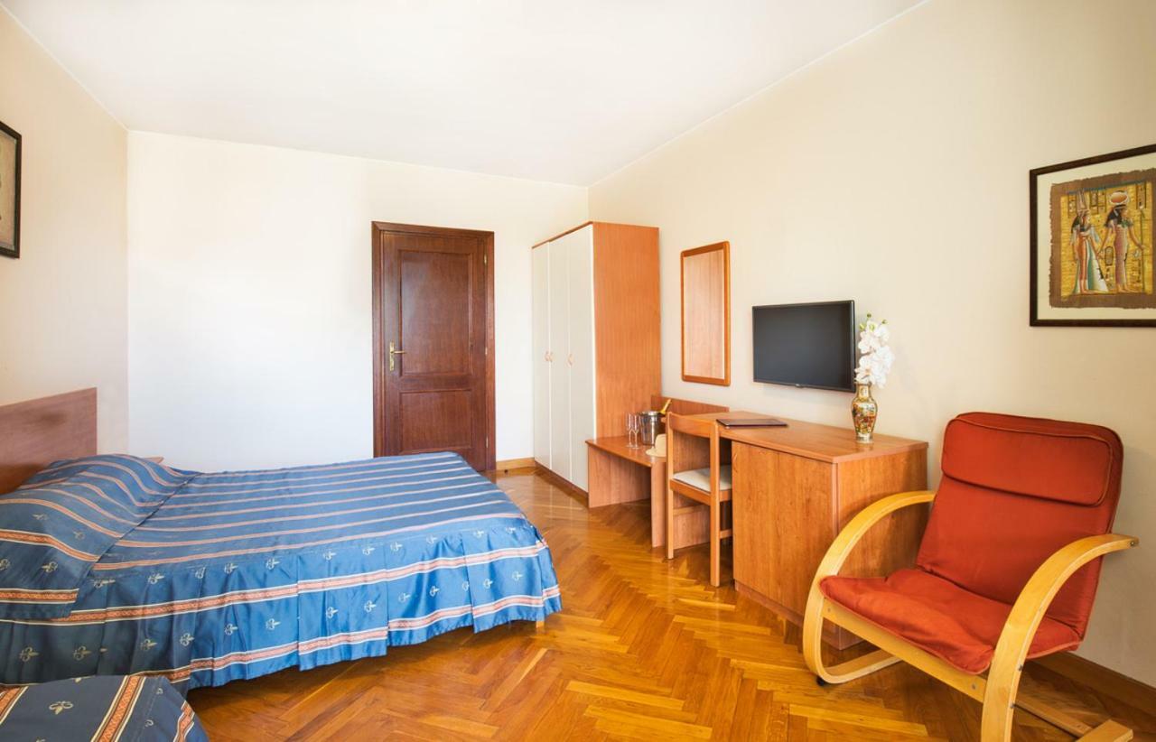 Villa Sveta Eufemija - Bed&breakfast Rovinj Exteriör bild